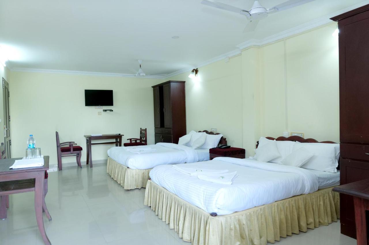 Hotel Lumiere Alappuzha Exterior foto